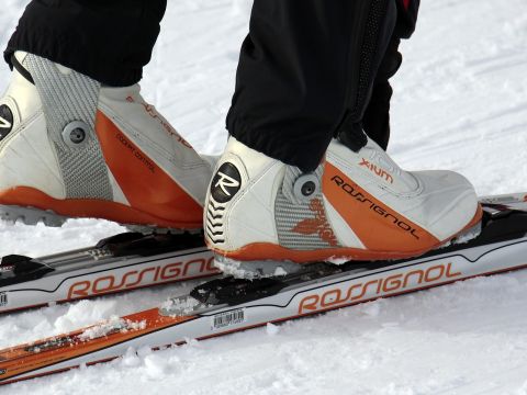 Pixabay: https://pixabay.com/de/langlauf-langlaufski-winter-3020748/